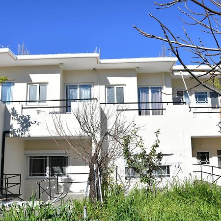 Iskas Apartments 이알리소스 외부 사진