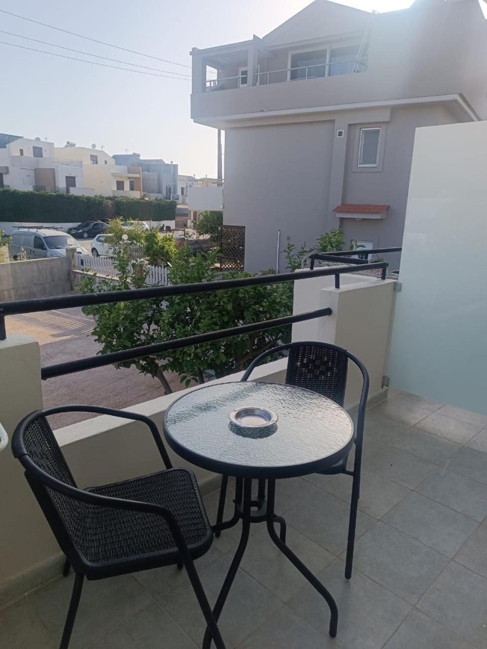 Iskas Apartments 이알리소스 외부 사진